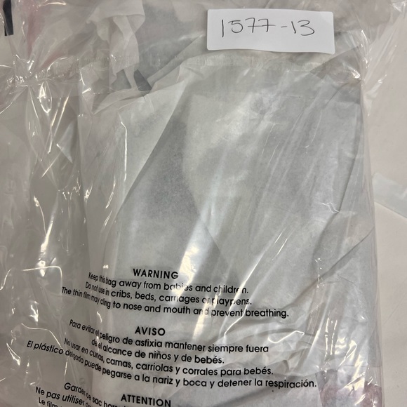 AMC Fear The Walking Dead Travis Mcfarlane Toy Figure NWT - Picture 8 of 8